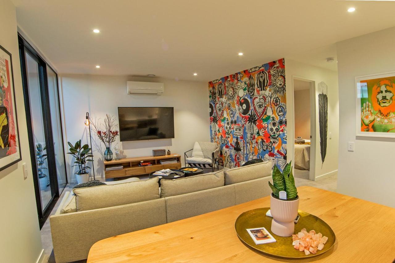 Funk In The City - Luxury Laneway Apartment With Single Garage ไครสต์เชิร์ช ภายนอก รูปภาพ