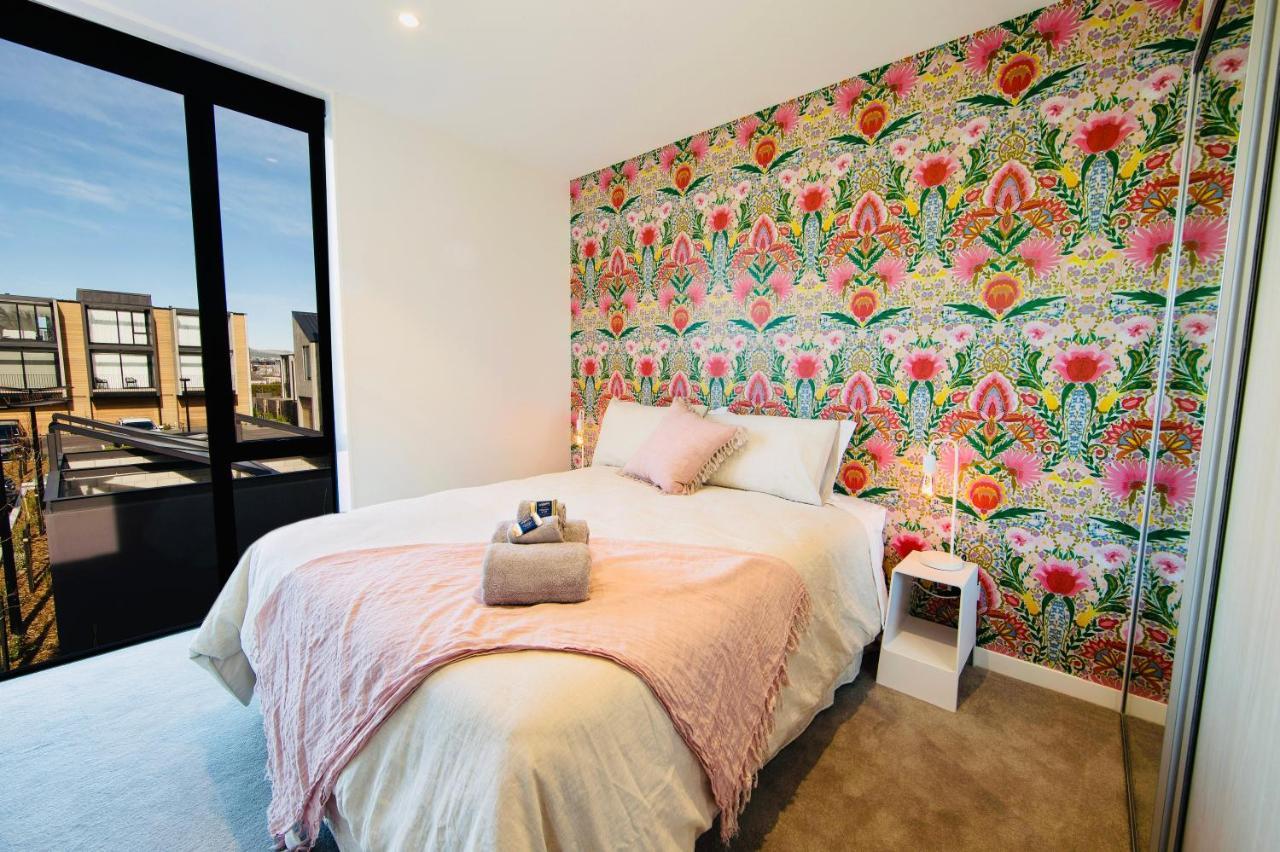 Funk In The City - Luxury Laneway Apartment With Single Garage ไครสต์เชิร์ช ภายนอก รูปภาพ