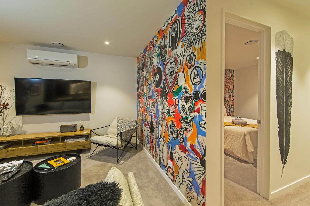 Funk In The City - Luxury Laneway Apartment With Single Garage ไครสต์เชิร์ช ภายนอก รูปภาพ